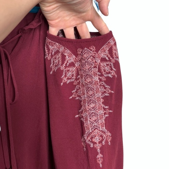 Alpha Amour Maroon Cold Shoulder Tassel Flare Sleeve Ruffle Hem Blouse - Picture 7 of 10